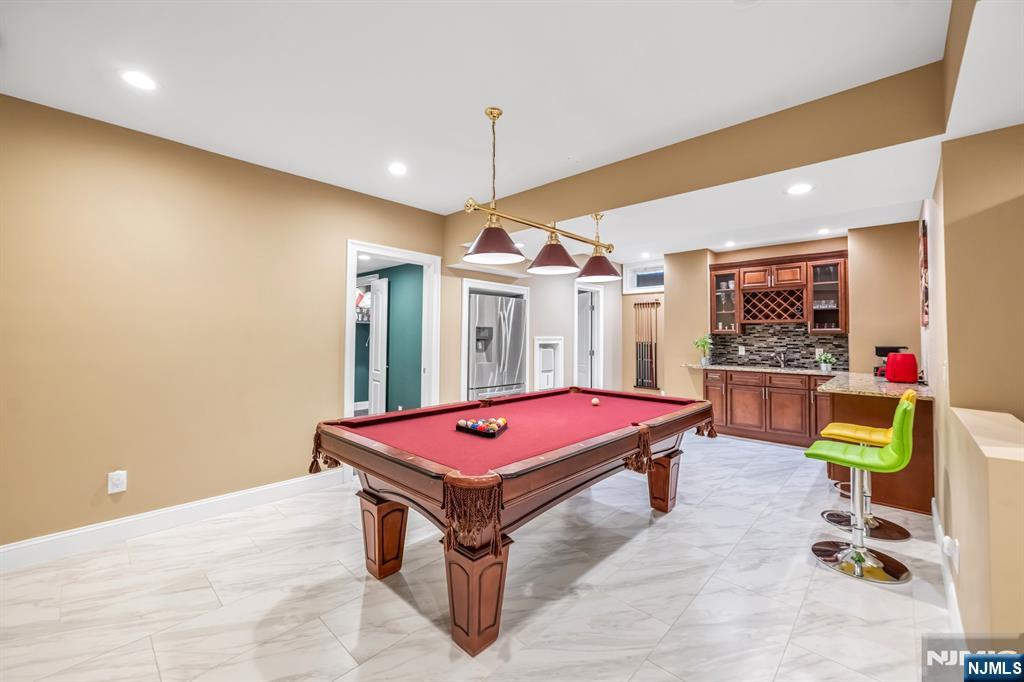 683 Victoria Avenue Paramus, NJ 07652 - Photo 35 of 48