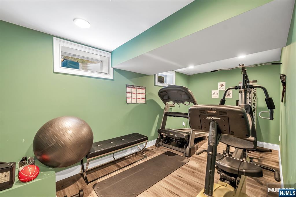 683 Victoria Avenue Paramus, NJ 07652 - Photo 41 of 48