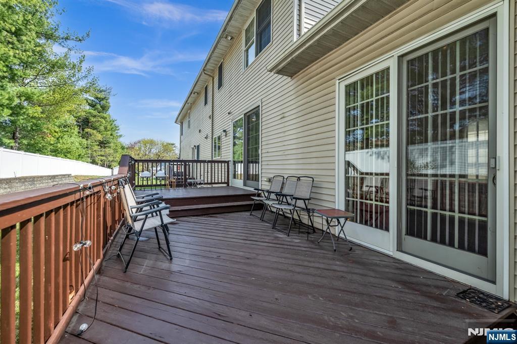 683 Victoria Avenue Paramus, NJ 07652 - Photo 44 of 48