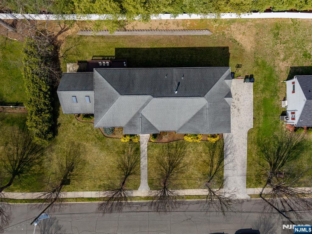 683 Victoria Avenue Paramus, NJ 07652 - Photo 47 of 48