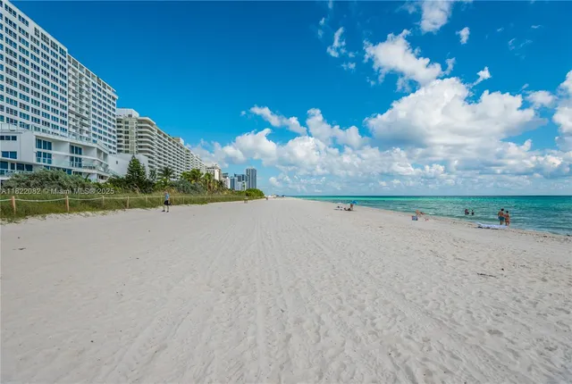 $6,000 | Millionaire's Row, Miami Beach, FL 33140