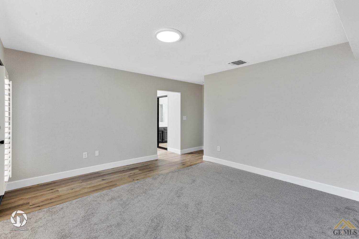 Undisclosed Address Bakersfield, CA 93308 - Photo 31 of 48 a view of an empty room