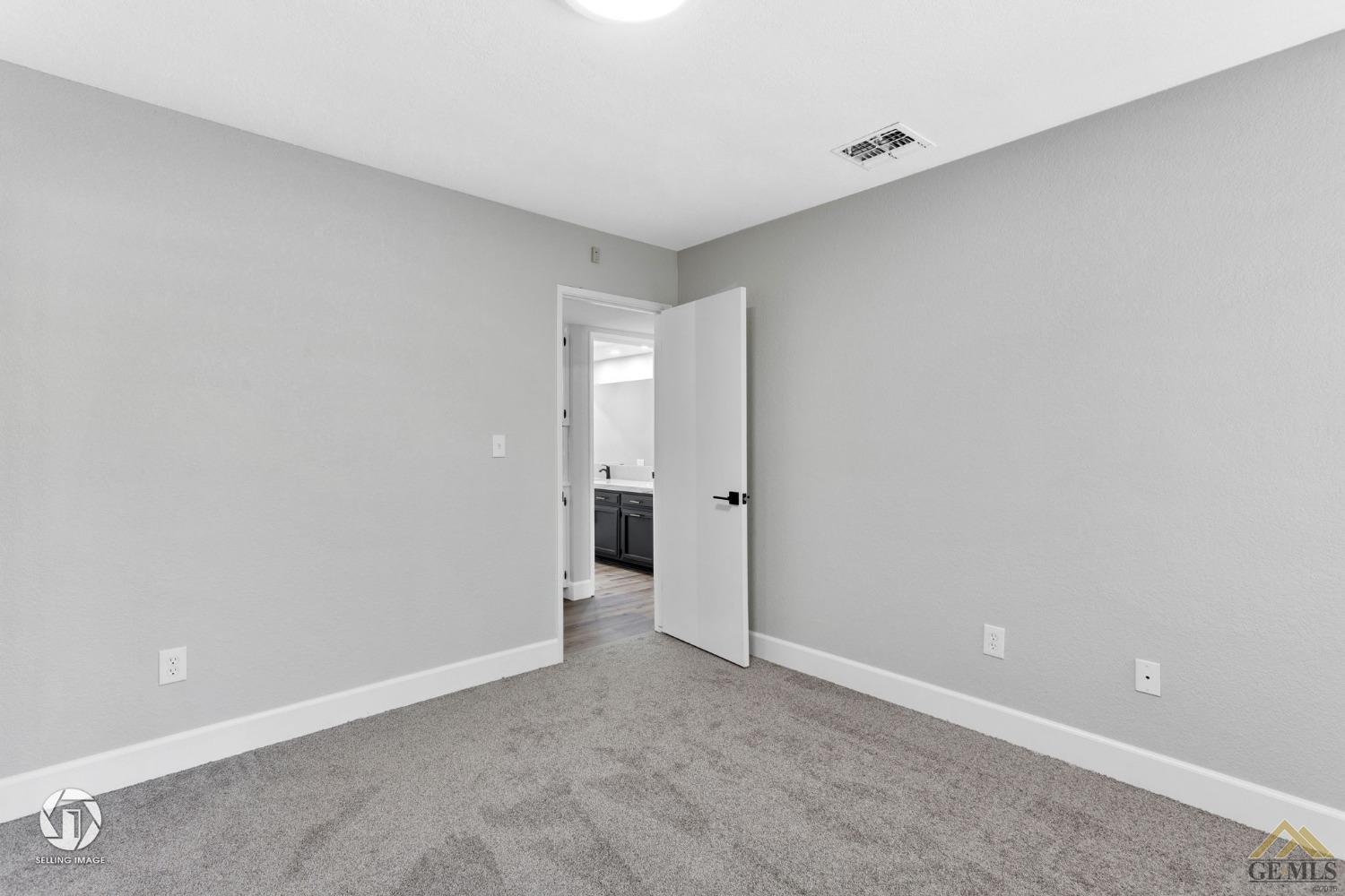 Undisclosed Address Bakersfield, CA 93308 - Photo 38 of 48 a view of an empty room