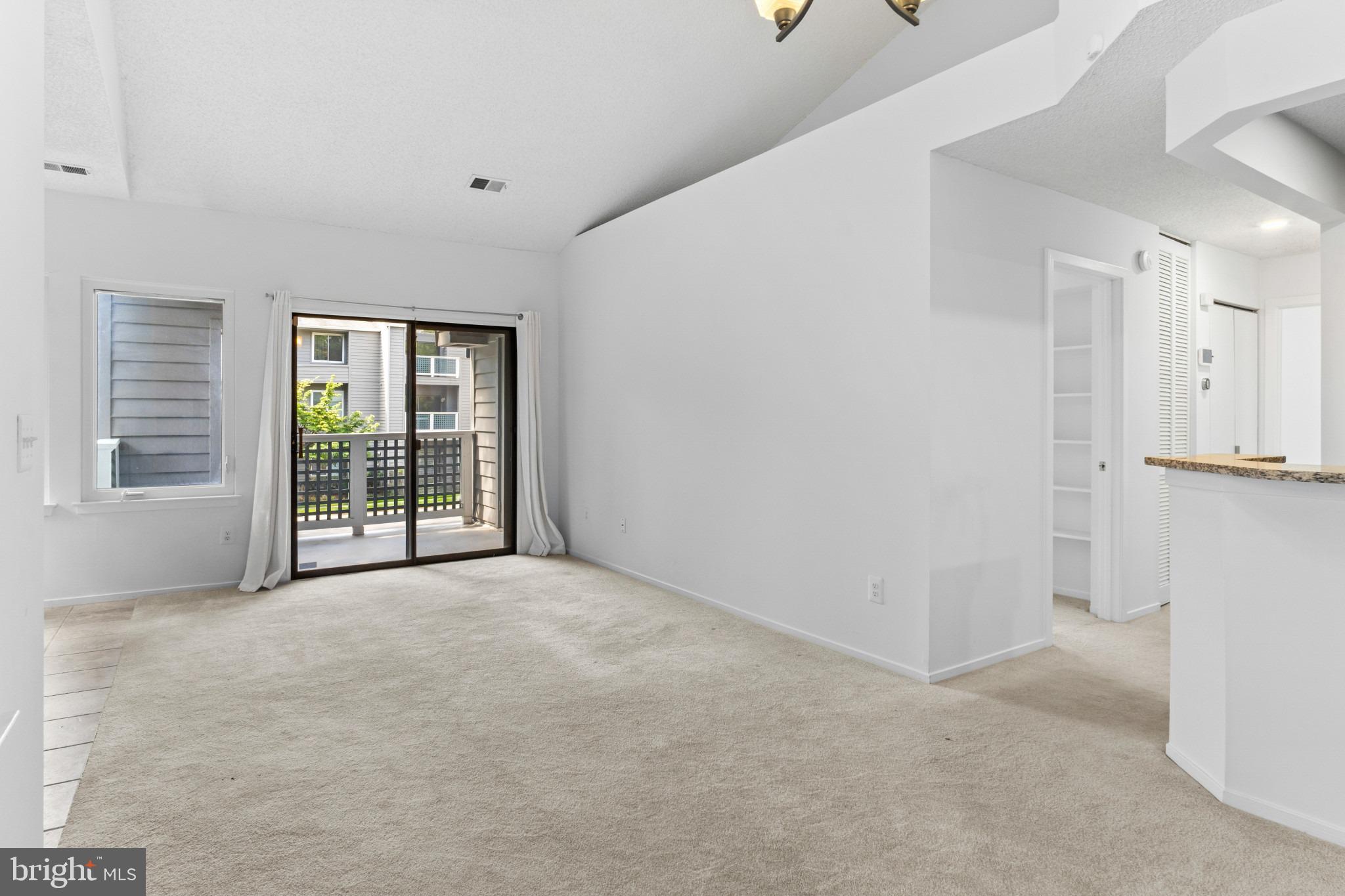 11735 Summerchase Circle, Unit B Reston, VA 20194 - Photo 9 of 27 Gallery Image 9