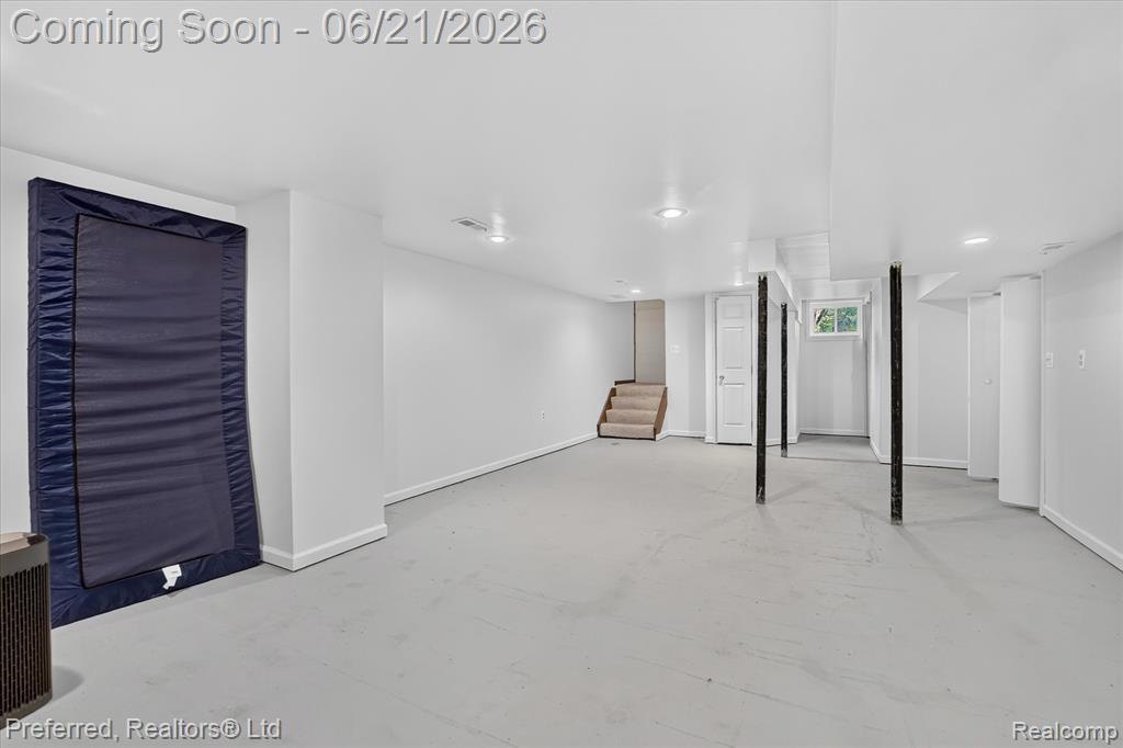 9065 East Richfield Road Davison, MI 48423 - Photo 46 of 75