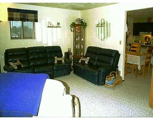 8112 E Nuttals Grove Road Plum, PA 15239 - Photo 2 of 8 Gallery Image 2