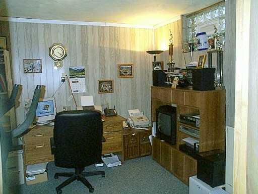 8112 E Nuttals Grove Road Plum, PA 15239 - Photo 3 of 8 Gallery Image 3
