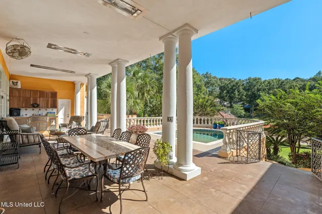 $3,500,000 | 16 Chandeleur Point, Hattiesburg, MS 39402