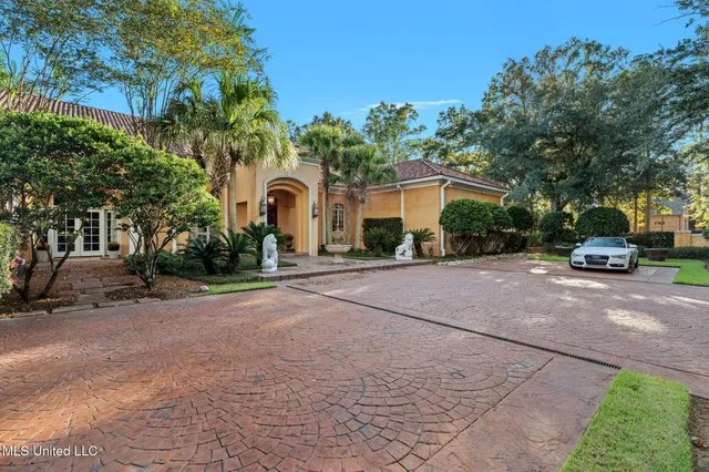 $3,500,000 | 16 Chandeleur Point, Hattiesburg, MS 39402