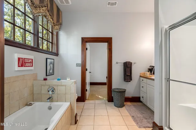 $3,500,000 | 16 Chandeleur Point, Hattiesburg, MS 39402