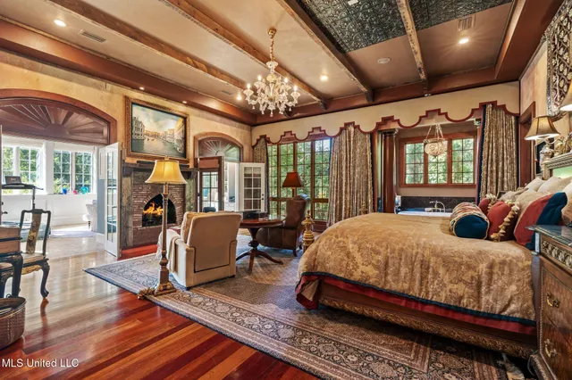 $3,500,000 | 16 Chandeleur Point, Hattiesburg, MS 39402