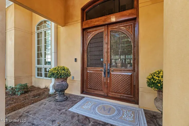 $3,500,000 | 16 Chandeleur Point, Hattiesburg, MS 39402