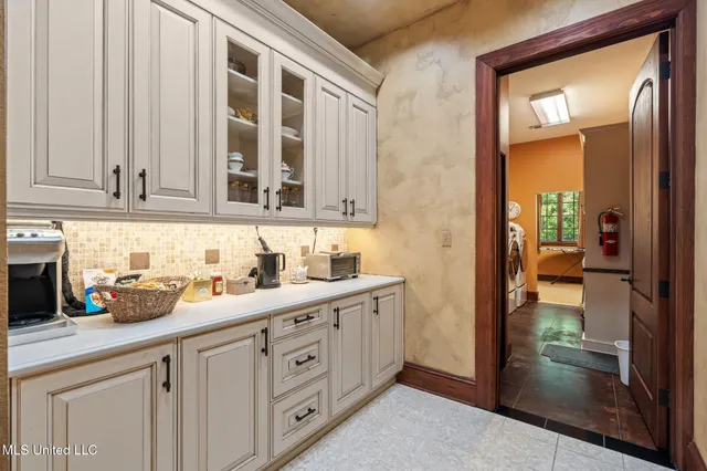 $3,500,000 | 16 Chandeleur Point, Hattiesburg, MS 39402