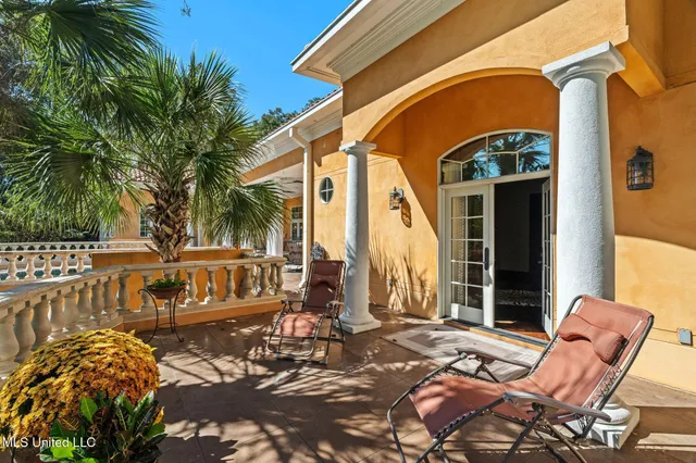 $3,500,000 | 16 Chandeleur Point, Hattiesburg, MS 39402