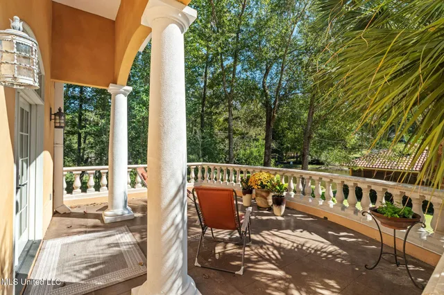 $3,500,000 | 16 Chandeleur Point, Hattiesburg, MS 39402