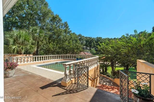 $3,500,000 | 16 Chandeleur Point, Hattiesburg, MS 39402