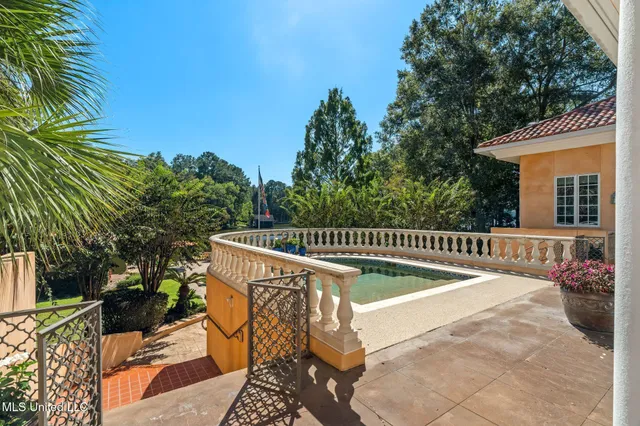 $3,500,000 | 16 Chandeleur Point, Hattiesburg, MS 39402