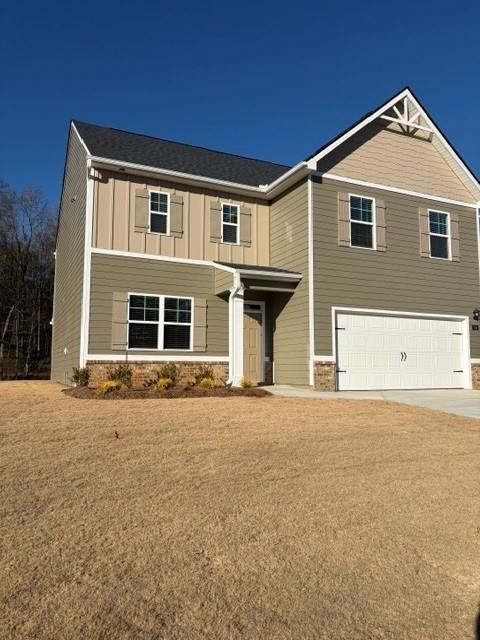 210 Bullock Pass Jefferson, GA 30549 - Photo 3 of 13 front view of a house