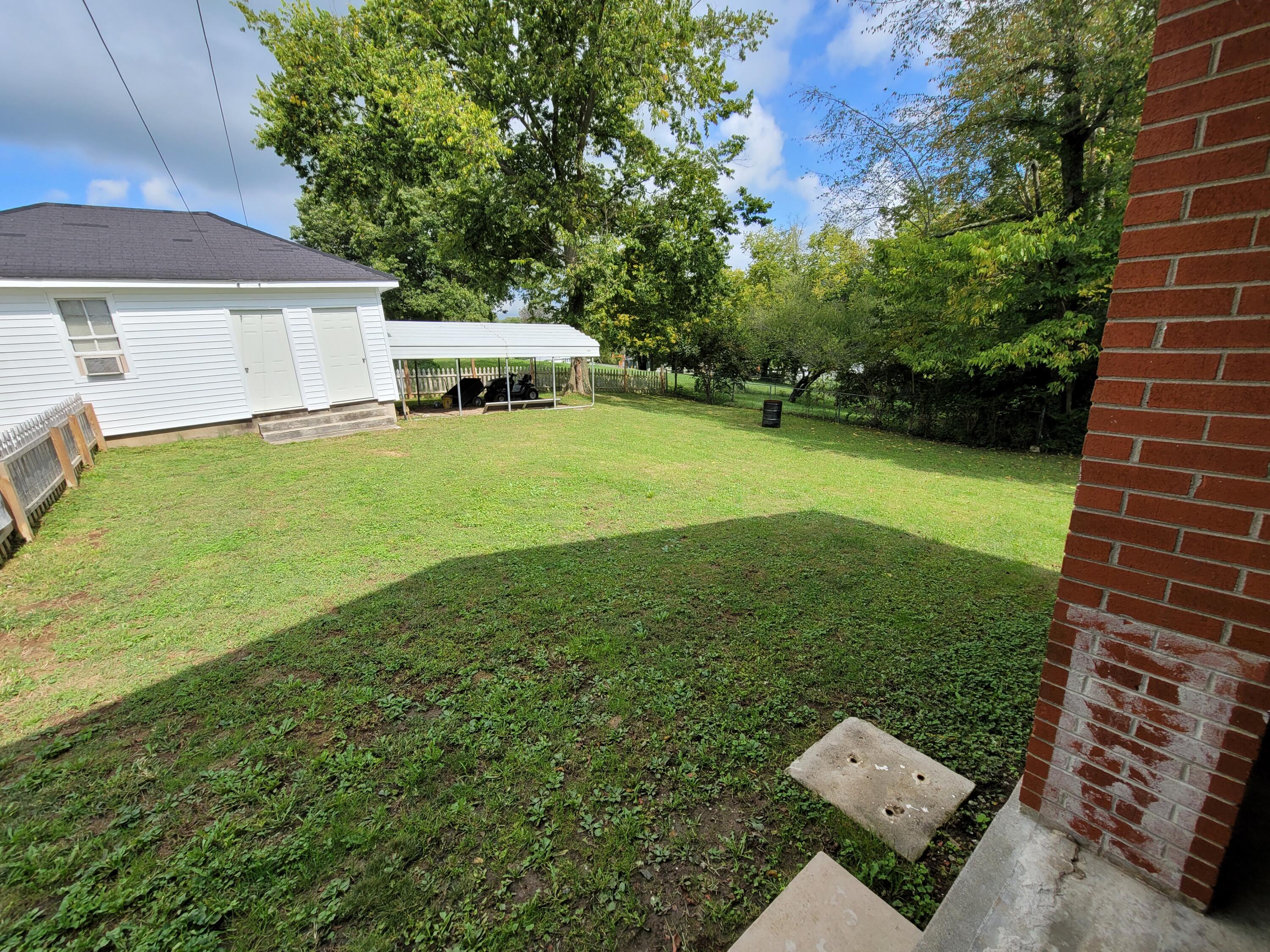 216 South Jackson Street Perryville, KY 40468 - Photo 6 of 9 20211004_131411