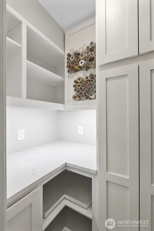 $450,000 | 12303 Harbour Pointe Boulevard, Unit T104, Mukilteo, WA 98275