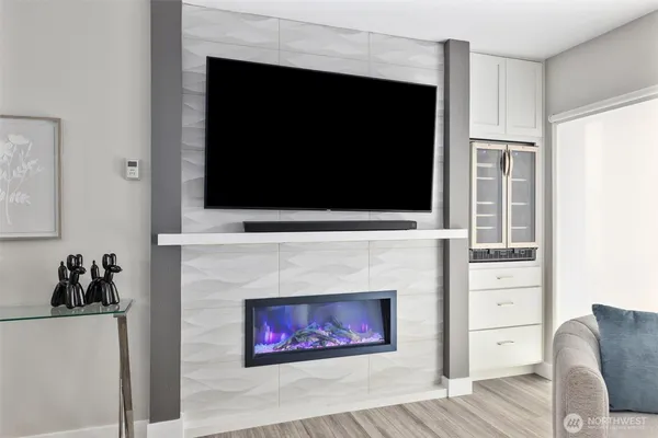 $450,000 | 12303 Harbour Pointe Boulevard, Unit T104, Mukilteo, WA 98275