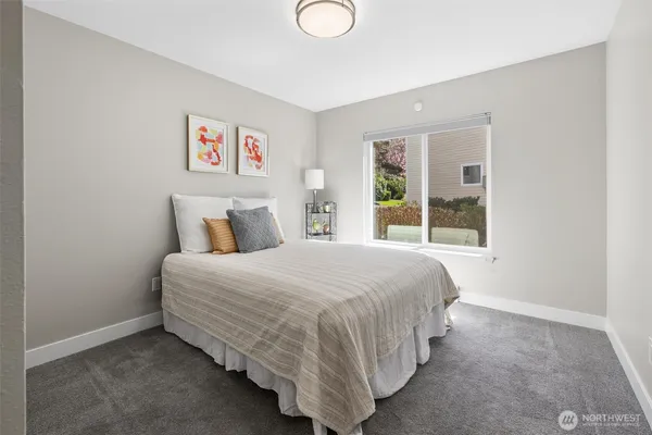 $450,000 | 12303 Harbour Pointe Boulevard, Unit T104, Mukilteo, WA 98275