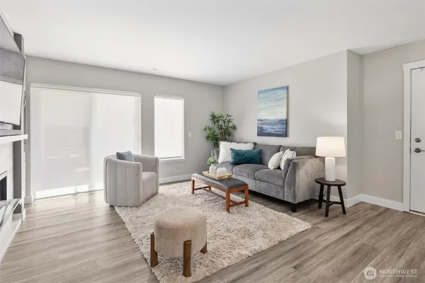 $450,000 | 12303 Harbour Pointe Boulevard, Unit T104, Mukilteo, WA 98275