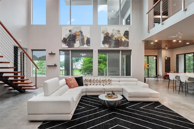 $1,499,000 | 18658 Martinique Drive, Houston, TX 77058