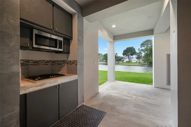 $1,499,000 | 18658 Martinique Drive, Houston, TX 77058