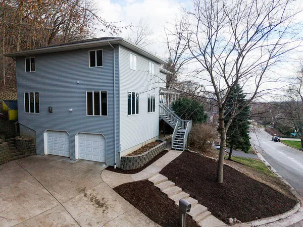 $499,900 | 1705 Ohlsun Court, La Crosse, WI 54601