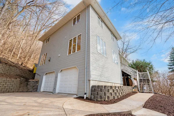 $499,900 | 1705 Ohlsun Court, La Crosse, WI 54601