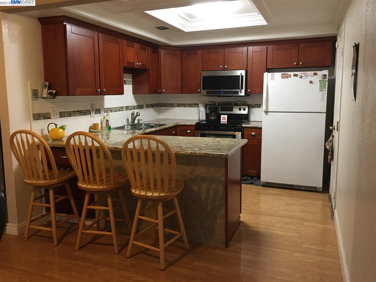 10391 White Rock Road, Unit A Rancho Cordova, CA 95670 - Photo 3 of 21 Gallery Image 3