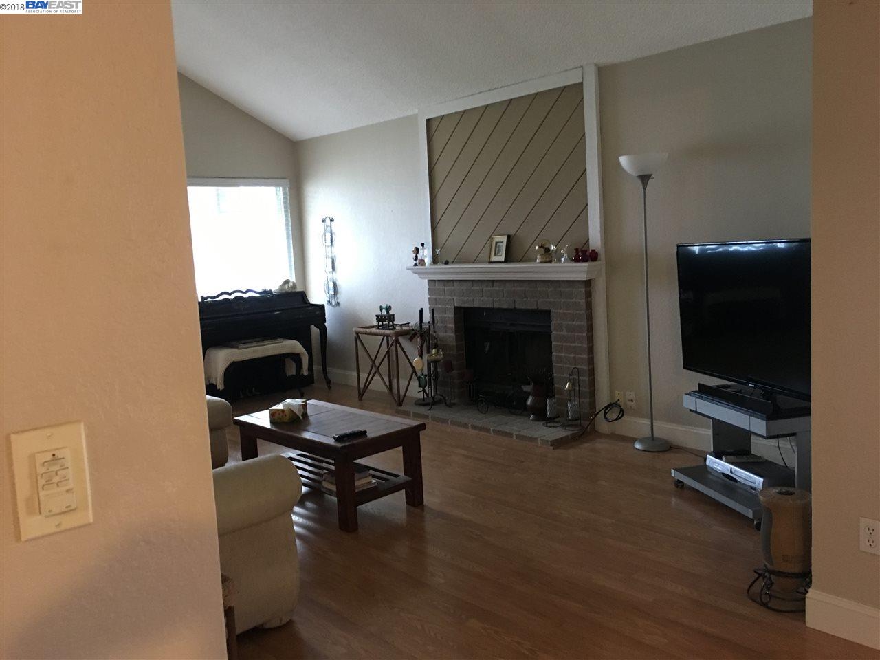 10391 White Rock Road, Unit A Rancho Cordova, CA 95670 - Photo 5 of 21 Gallery Image 5