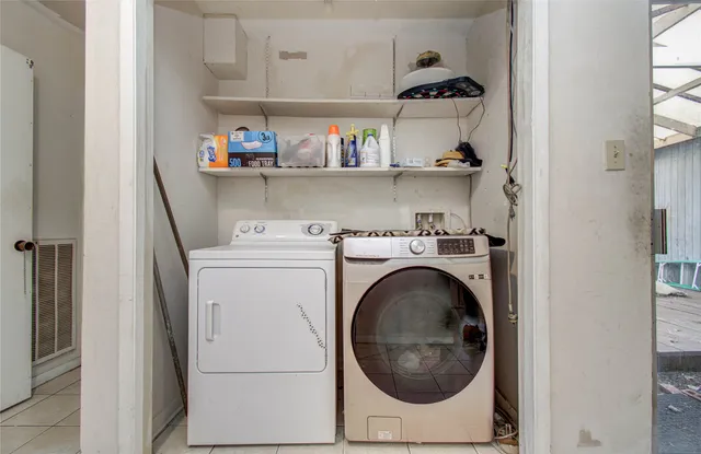 $160,000 | 12410 Sea Biscuit Lane, Houston, TX 77071