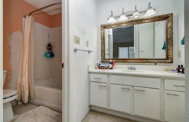 $160,000 | 12410 Sea Biscuit Lane, Houston, TX 77071