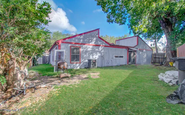 $160,000 | 12410 Sea Biscuit Lane, Houston, TX 77071