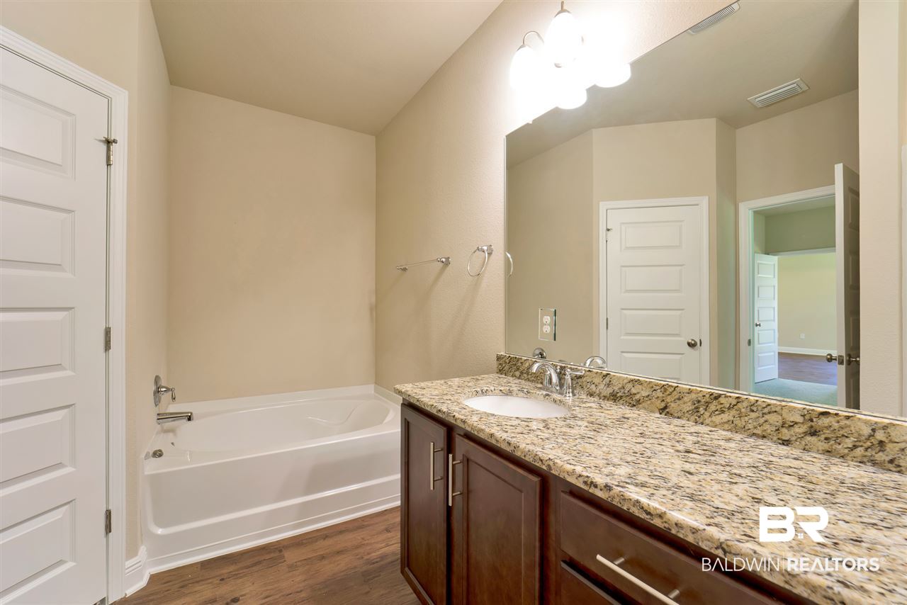 9405 Impala Drive Foley, AL 36535 - Photo 16 of 18 master bath