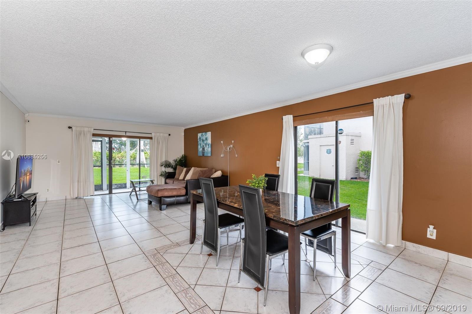 310 Racquet Club Road, Unit 106 Weston, FL 33326 - Photo 7 of 20