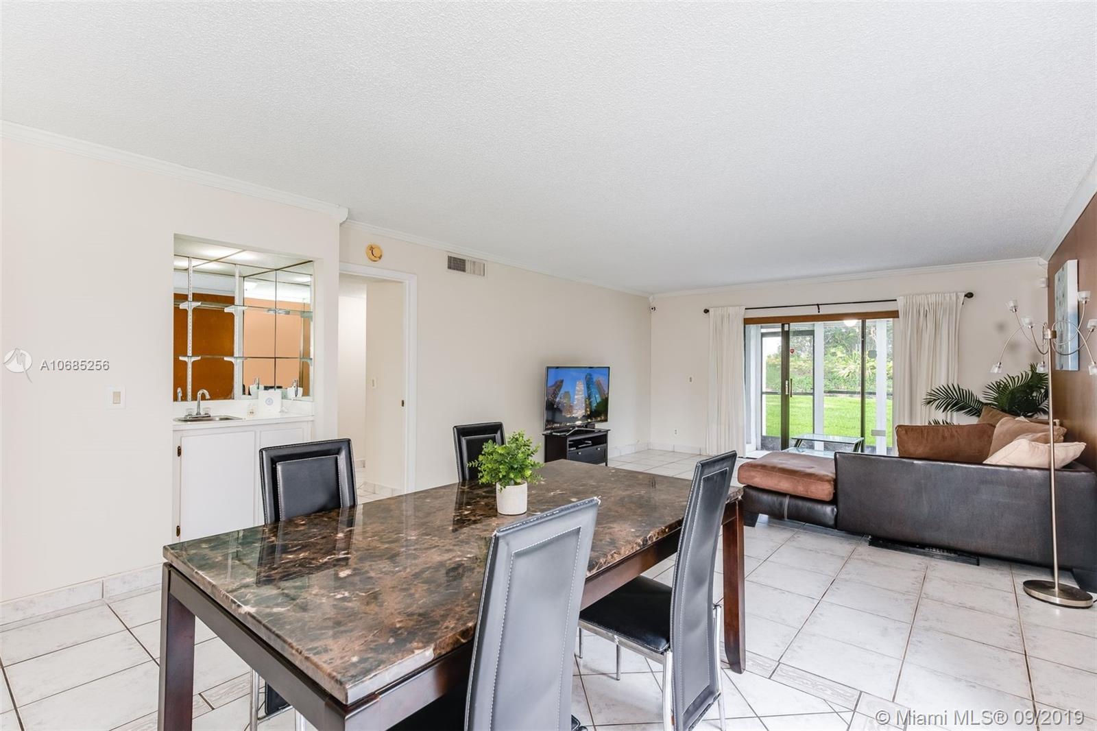 310 Racquet Club Road, Unit 106 Weston, FL 33326 - Photo 8 of 20