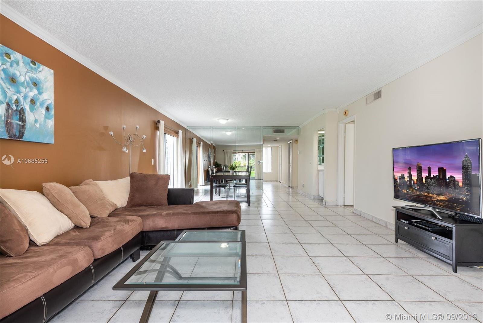 310 Racquet Club Road, Unit 106 Weston, FL 33326 - Photo 10 of 20