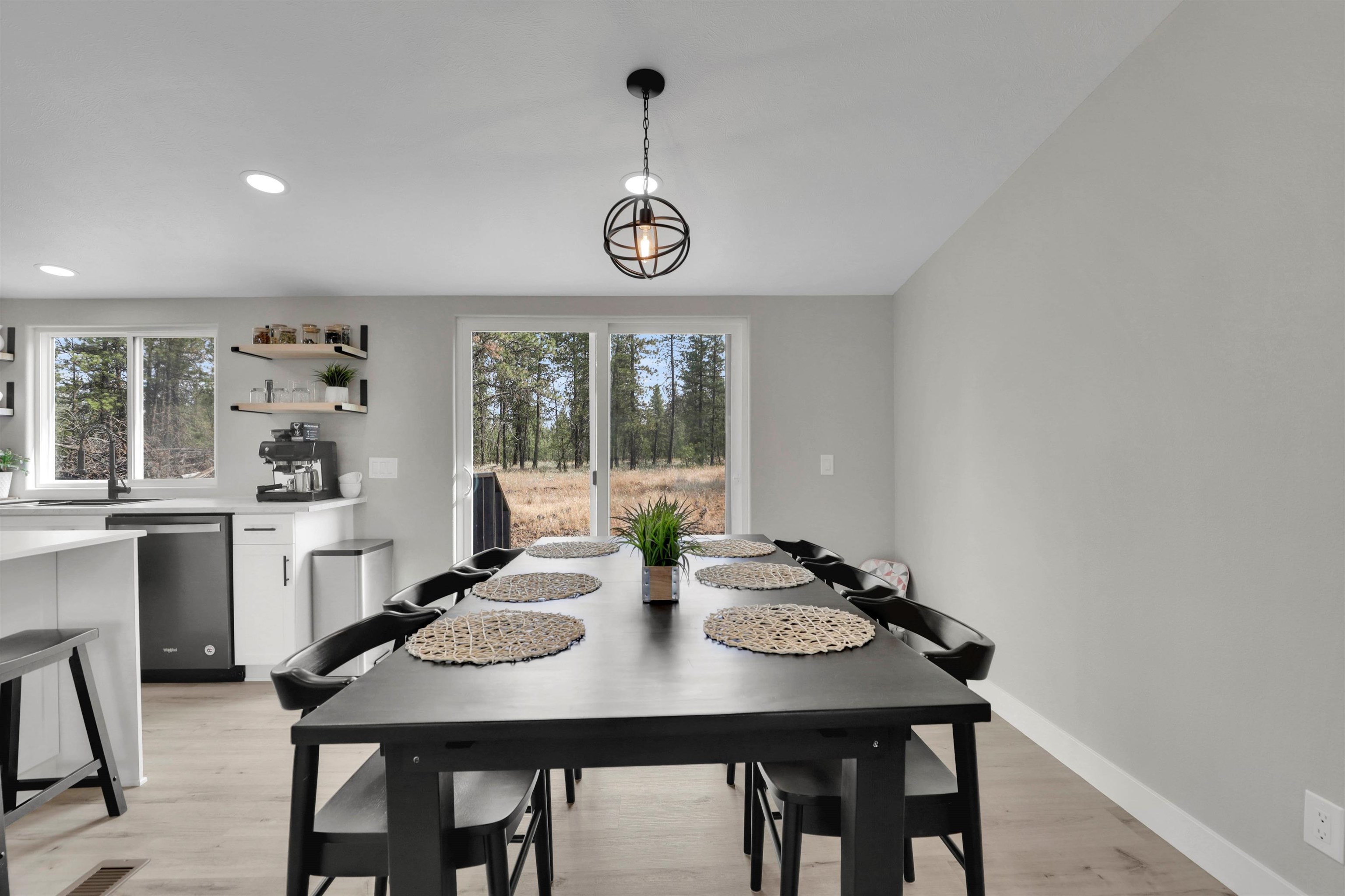 16621 South Sherman Road Cheney, WA 99004 - Photo 8 of 39