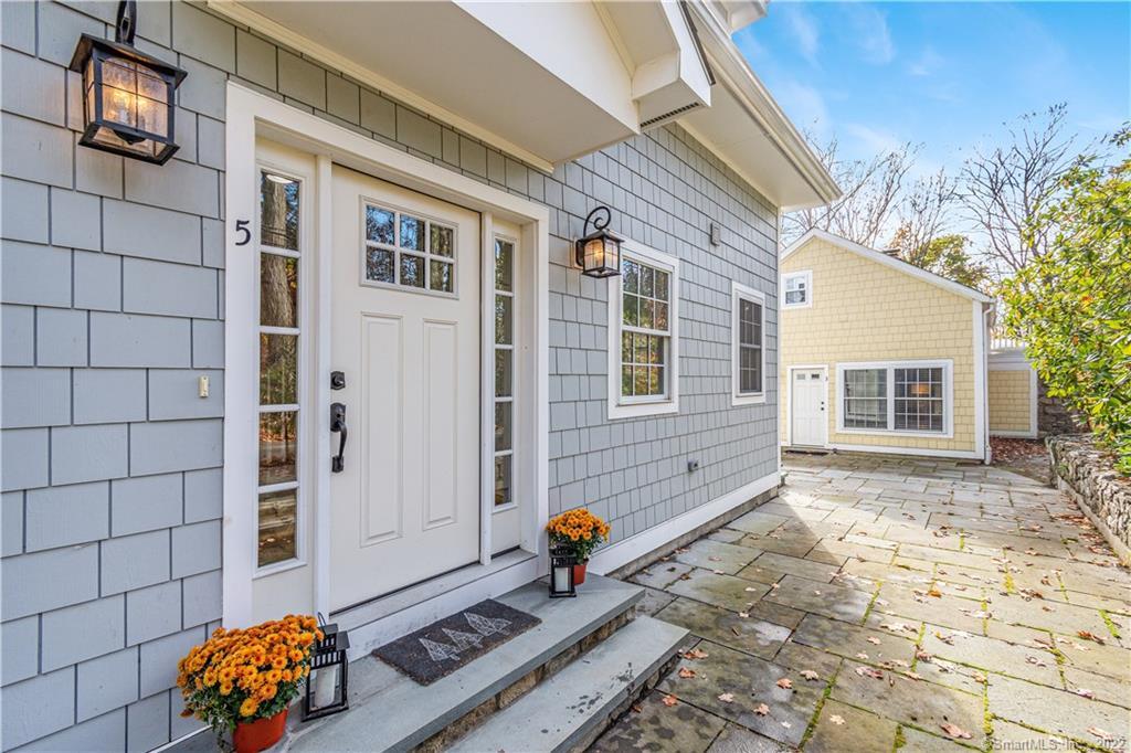 5 Ladder Hill Road South Weston, CT 06883 - Photo 1 of 1
