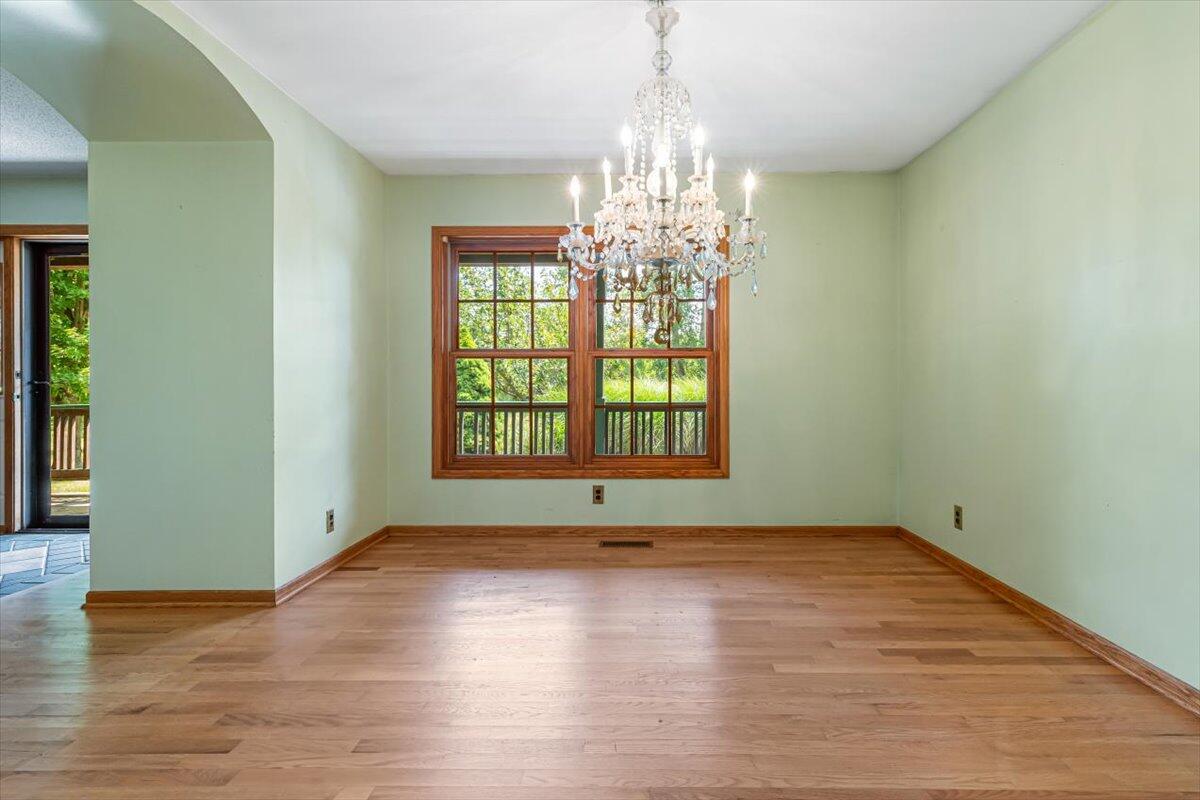 16980 South Schwark Road Three Oaks, MI 49128 - Photo 25 of 68 Dining Room