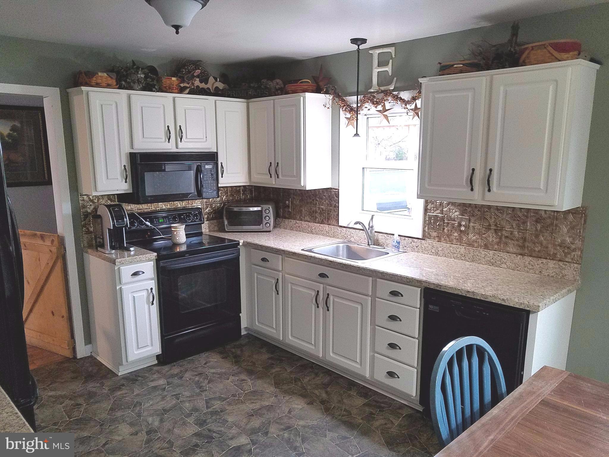 91 North Line Road Stevens, PA 17578 - Photo 4 of 18