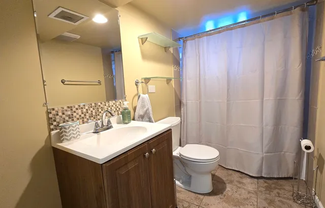 $1,200 | 4509 North Knox Avenue, Unit G, Chicago, IL 60630