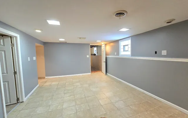 $1,200 | 4509 North Knox Avenue, Unit G, Chicago, IL 60630