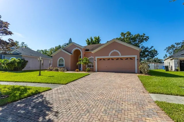 $464,999 | 828 Innergary Place, Valrico, FL 33594