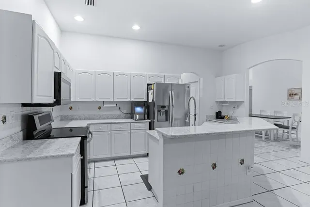 $464,999 | 828 Innergary Place, Valrico, FL 33594