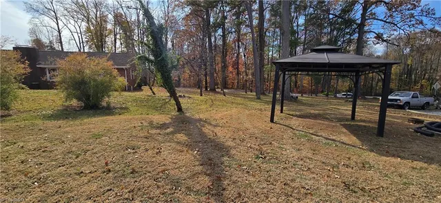 $268,000 | 206 Forest Drive, Lexington, NC 27295