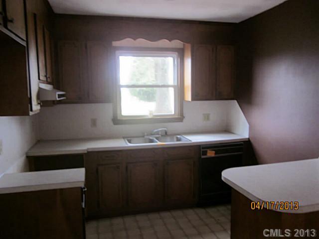 5290 Herman Road Claremont, NC 28610 - Photo 3 of 10 Gallery Image 3